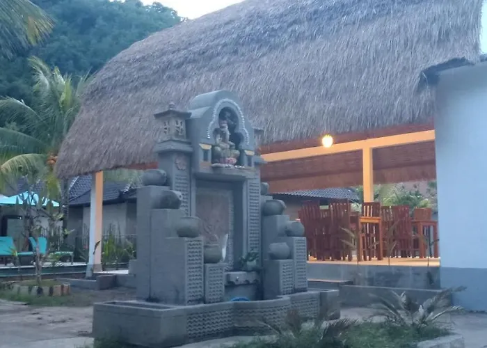 Bale Lumbung ホリデーパーク Sakti